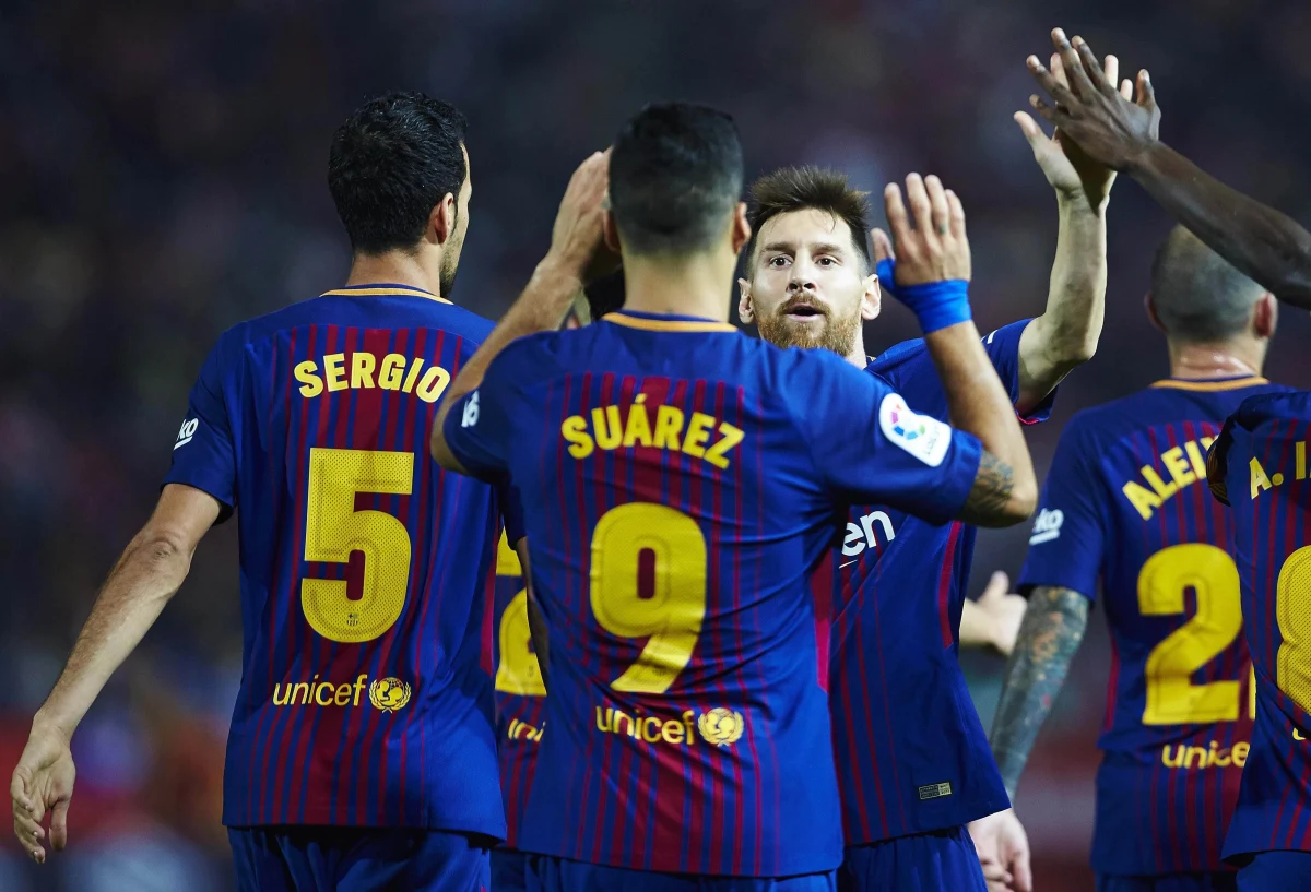 Piłkarze Valencii pozostają jedną z czterech niepokonanych w tym sezonie drużyn hiszpańskiej La Liga, a po wygranej w San Sebastian z Realem Sociedad 3:2 awansowali na czwarte miejsce w tabeli. Liderem jest Barcelona, która po sześciu kolejkach ma komplet punktów.