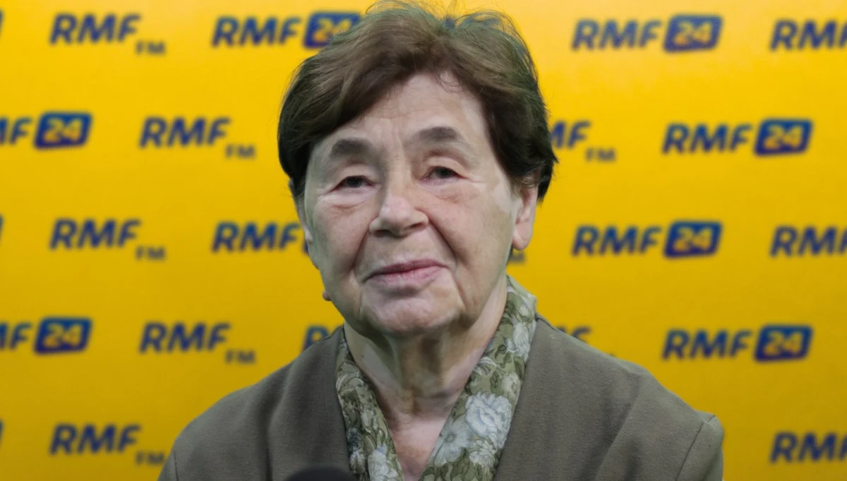 "Nie zniszczyłam obozu 'dobrej zmiany', tylko go uratowałam przed reformą, która nie byłaby do końca reformą" – powiedziała Zofia Romaszewska, gość Porannej rozmowy w RMF FM. Była działaczka opozycji w czasach PRL, dziś doradca prezydenta będzie reprezentować Andrzeja Dudę podczas prac na projektami ustaw reformujących sądownictwo w komisji sejmowej. O propozycjach Andrzeja Dudy mówi: "To jest świetna reforma". "Daleko idąca reforma będzie, jeśli będziemy rozbijać układy w sądach" – dodała Zofia Romaszewska w rozmowie z Robertem Mazurkiem. "Prosiłabym ministra sprawiedliwości, żeby zaczął reformować sądy. Od 2 miesięcy może i nie robi tego" – powiedziała w RMF FM. W internetowej części rozmowy dodała: "Jeśli nie będzie robił (reform-red.), to jestem zdania, że należy go wyrzucić (z rządu – red.)". "Chciałabym dążyć do takiego państwa, gdzie istnieje dziennikarstwo sądowe i rzeczywista kontrola społeczna sądów" – mówiła. Jak w jej ocenie powinny funkcjonować sądy powszechne? "Sprawa toczy się dzień po dniu, a nie raz na miesiąc, raz na 3 miesiące, raz na pół roku, a potem toczy się 7 lat, zamiast 2 dni, 3 dni, 2 tygodnie, 3 tygodnie - i koniec" – powiedziała Romaszewska. "To absolutnie kwestia organizacji sądu" – dodała. 