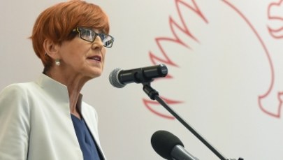 Minister Rafalska nie wyklucza zakazu handlu także w trzecią niedzielę miesiąca