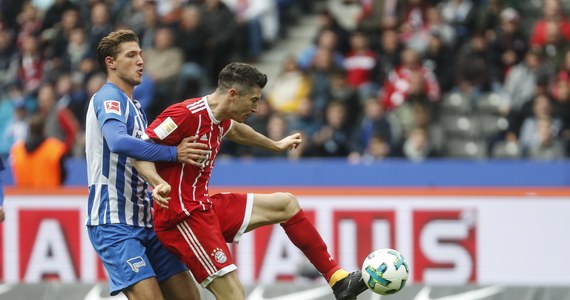 Robert Lewandowski strzelił ósmego gola w tym sezonie Bundesligi, ale Bayern Monachium tylko zremisował z Herthą Berlin 2:2 w 7. kolejce niemieckiej ekstraklasy piłkarskiej. Pierwszą bramkę w Bundeslidze strzelił były gracz Legii, a obecnie Herthy Ondrej Duda.