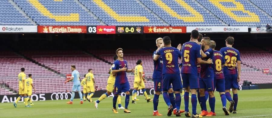 ​W hiszpańskiej ekstraklasie wciąż nie ma mocnych na Barcelonę. Podopieczni trenera Ernesto Valverde wygrali w siódmej kolejce z Las Palmas 3:0 i prowadzą w tabeli z kompletem punktów. Niedzielny mecz na Camp Nou odbył się bez udziału kibiców.
