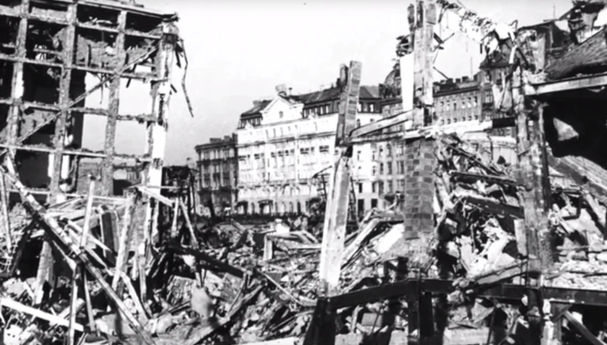 Dziś rocznica upadku Powstania Warszawskiego. Heroiczny bój powstańców z wojskami niemieckimi zakończył się po 63 dniach - 2 października 1944 roku. W Powstaniu Warszawskim mieszkańcy stolicy walczyli m.in. o swój "niezrealizowany sen". O odzyskanie tego, co budowali w trakcie 20 lat II Rzeczpospolitej: o utrzymanie budowy wolnego państwa.