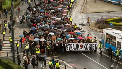Protesty w wielu polskich miastach. "Walczymy o prawo do decydowania o swoim losie"