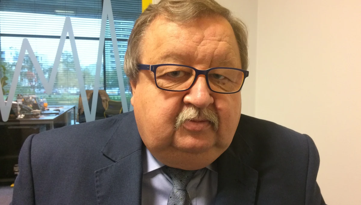 50 bramek Roberta Lewandowskiego w reprezentacji? "Lewandowski to już nie jest piłkarz, to zjawisko" – mówi Zdzisław Kręcina. Były piłkarz, dziś działacz sportowy chwalił w Porannej rozmowie w RMF FM obecny skład naszej kadry. "Wyśmienity skład" – mówił. "Adam Nawałka trafił na wspaniały materiał. Taki skład może już się długo nie powtórzyć" – dodał gość Roberta Mazurka. Zdzisław Kręcina przewiduje, że z tym składem reprezentacji na mundialu w Rosji w 2018 roku dojdziemy do ćwierćfinału.