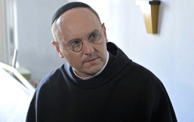 Przed czwartkowym (5 października) premierowym pokazem filmu "Dwie Korony" w krakowskim kinie Kijów reżyser Michał Kondrat powiedział, że udało mu się już znaleźć koproducenta do kolejnej realizacji - filmu o  św. siostrze Faustynie.