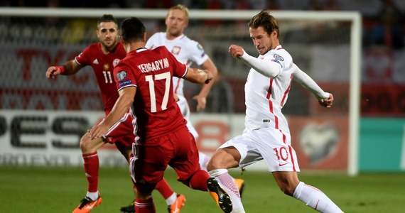 ​Grzegorz Krychowiak podkreślił, że reprezentację Polski w niedzielę czeka dużo trudniejszy mecz z Czarnogórą od czwartkowego spotkania w Erywaniu z Armenią (6:1). Biało-czerwonym remis zapewni awans do piłkarskich mistrzostw świata 2018.