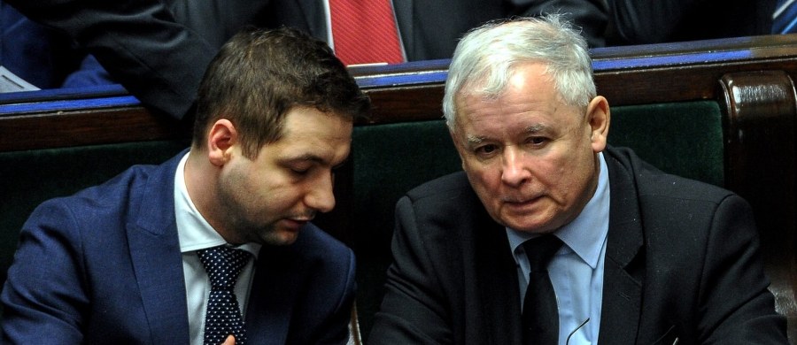 ​Nie mamy wątpliwości, kto jest najważniejszym politykiem i oddajemy królowi, co królewskie. A jest nim Jarosław Kaczyński i nie ma co do tego wątpliwości - powiedział wiceminister sprawiedliwości Patryk Jaki w rozmowie z portale wPolityce.pl.