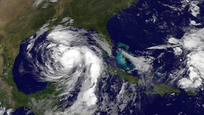 Kolejny huragan dotarł do wybrzeży USA. Zamknięto duże porty