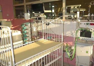 Bliźniaki, które urodziła pijana matka miały prawie promil alkoholu we krwi