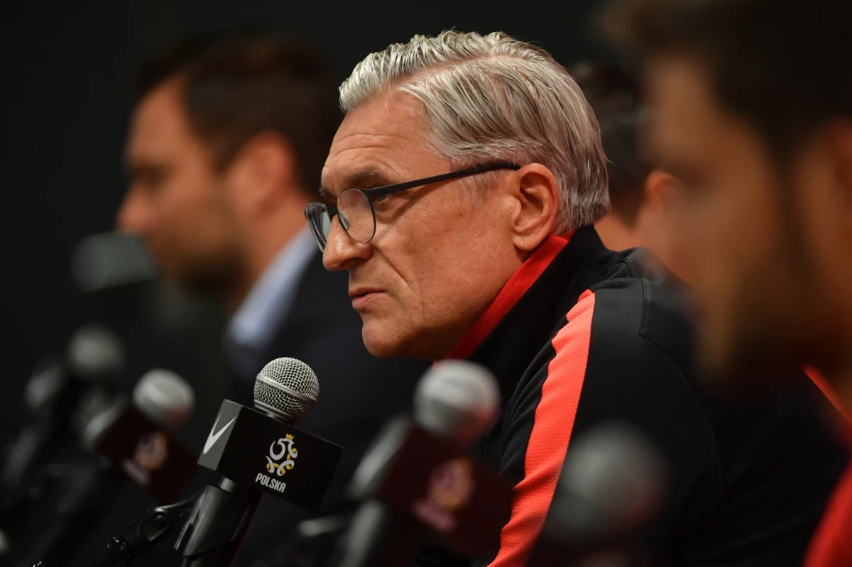 Trener reprezentacji Polski Adam Nawałka przyznał po zwycięstwie 4:2 nad Czarnogórą w Warszawie i awansie na mistrzostwa świata, że nawet przy wyniku 2:2 nie zwątpił w drużynę. "Brawa dla piłkarzy za walkę do końca. Awans jest zasłużony" – dodał.