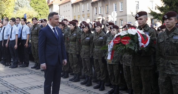 Prezydent Andrzej Duda zwrócił się z wnioskiem do Sejmu o zwołanie na 5 grudnia Zgromadzenia Narodowego - poinformował rzecznik prezydenta Krzysztof Łapiński. Według niego ma to związek z obchodami 100. rocznicy odzyskania przez Polskę niepodległości.