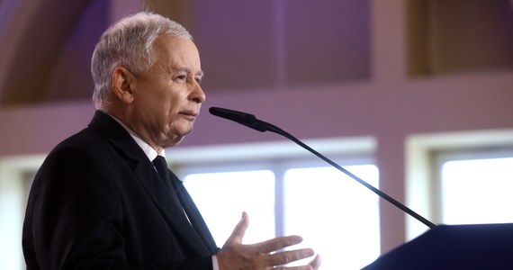 "To za wcześnie, by o tym mówić" - powiedział prezes PiS Jarosław Kaczyński pytany po poniedziałkowym spotkaniu z posłami PiS, czy ordynacja w wyborach samorządowych zostanie zmieniona.