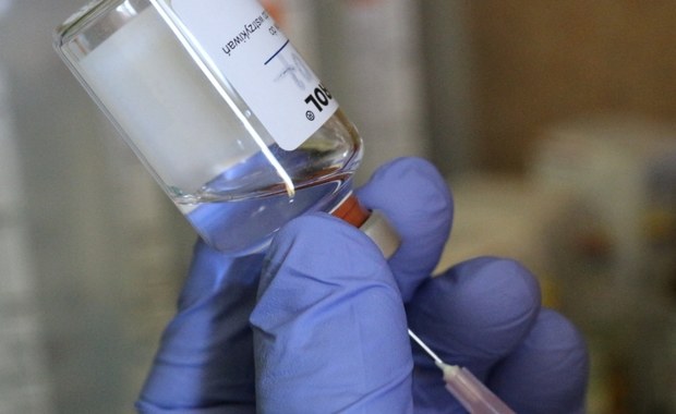 Ponad dwa miliony złotych przeznaczy stołeczny ratusz na darmowe szczepienia przeciwko grypie - informuje reporter RMF MAXXX Przemysław Mzyk. W akcji bierze udział prawie 180 przychodni.