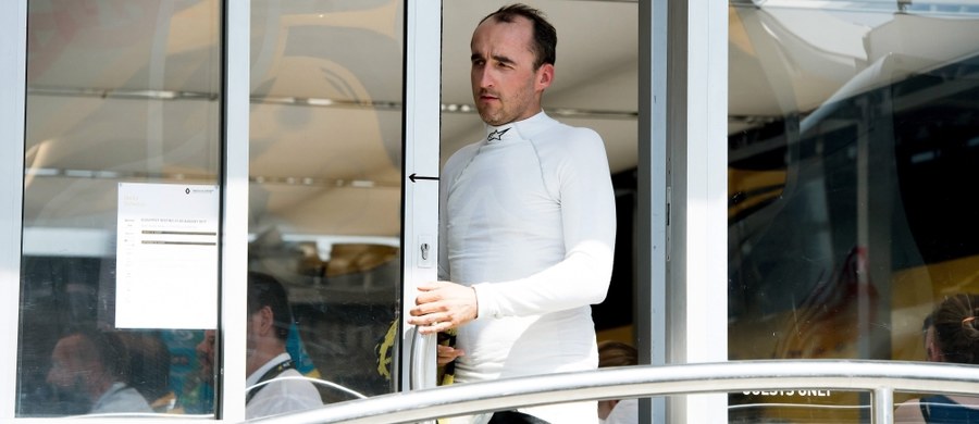 Robert Kubica ma testować bolid Williamsa. To oficjalna informacja. Cała reszta wiążąca się z tymi testami to jednak tajemnica. Brytyjskie źródła nie mają jednak wątpliwości – nasz kierowca będzie właśnie dziś jeździł po torze Silverstone.