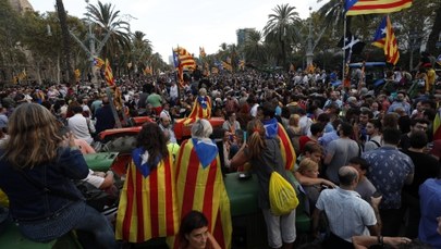 Madryt daje Katalonii 5 dni. "Ani jeden kraj na świecie nie wziął referendum na serio"
