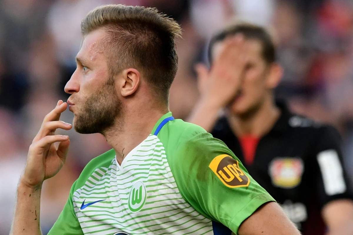 Jakub Błaszczykowski zdobył bramkę dla VfL Wolfsburg, ustalając wynik na 2:2 w wyjazdowym spotkaniu 8. kolejki z Bayerem Leverkusen. To pierwsze trafienie piłkarza reprezentacji Polski w tym sezonie niemieckiej ekstraklasy. W niedzielę grał do 71. minuty.