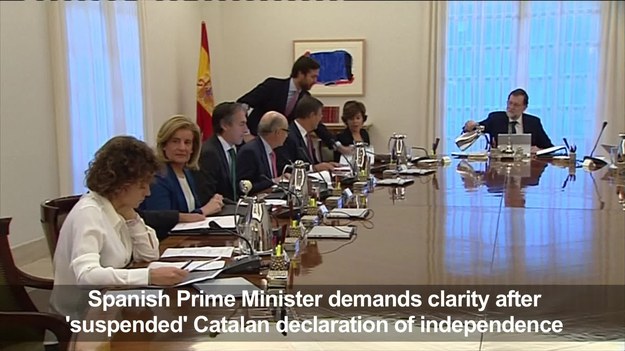Rajoy wzywa Puigdemonta do sprecyzowania stanowiska rządu Katalonii ws. niepodległości.