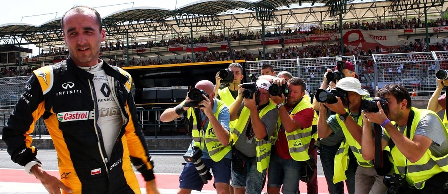 Robert Kubica i Brytyjczyk Paul di Resta odbędą we wtorek i środę testy na węgierskim torze Hungaroring. Obaj będą jeździli bolidem Formuły 1 teamu Williams z 2014 roku - donoszą brytyjskie media, powołując się na nieoficjalne ustalenia. Jak dotąd doniesień tych nie potwierdził oficjalnie ani brytyjski zespół, ani jego dyrektor techniczny Paddy Lowe.