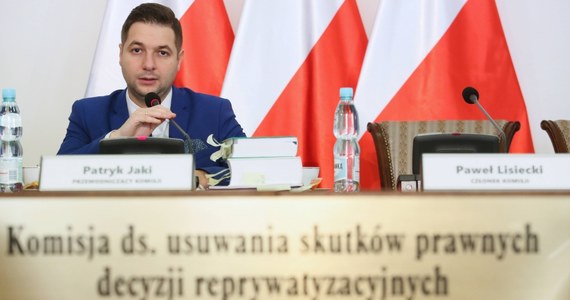 Nowelizujemy ustawę o komisji weryfikacyjnej ds. reprywatyzacji: nasza "główna" komisja będzie mogła powoływać komisje regionalne np. w Krakowie czy Łodzi - poinformował szef komisji weryfikacyjnej Patryk Jaki. Jak podał, nowela pozwoli również na nakładanie wyższych grzywien za niestawienie się przed komisją.