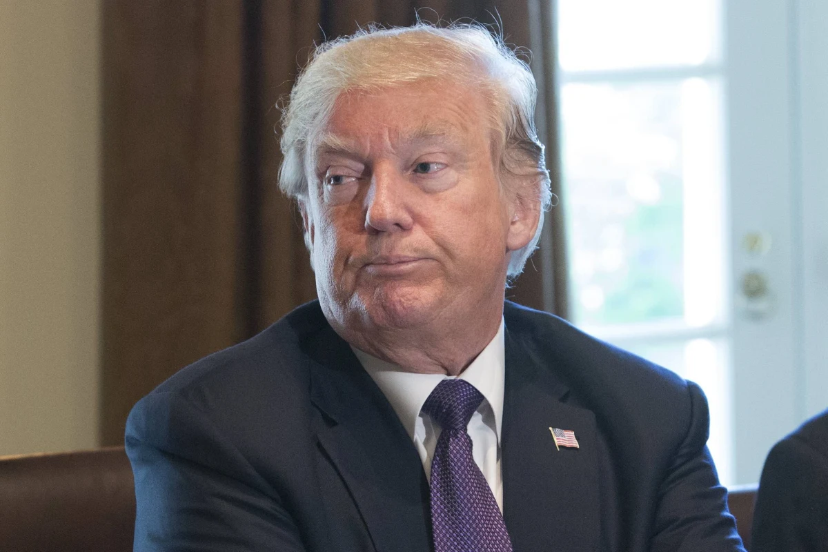 ​Mimo intensywnej, prowadzonej przez prezydenta Donalda Trumpa już prawie od miesiąca, promocji republikańskiego planu reformy podatkowej, tylko 34 proc. Amerykanów popiera tę reformę - wykazał sondaż przeprowadzony na zlecenie telewizji CNN. Większość - 52 proc. - jest przeciwna reformie systemu podatkowego, którą lansuje administracja prezydenta Trumpa. Stosunek ankietowanych do planów reformy podatków jest kolejnym przykładem spolaryzowania amerykańskiego społeczeństwa.