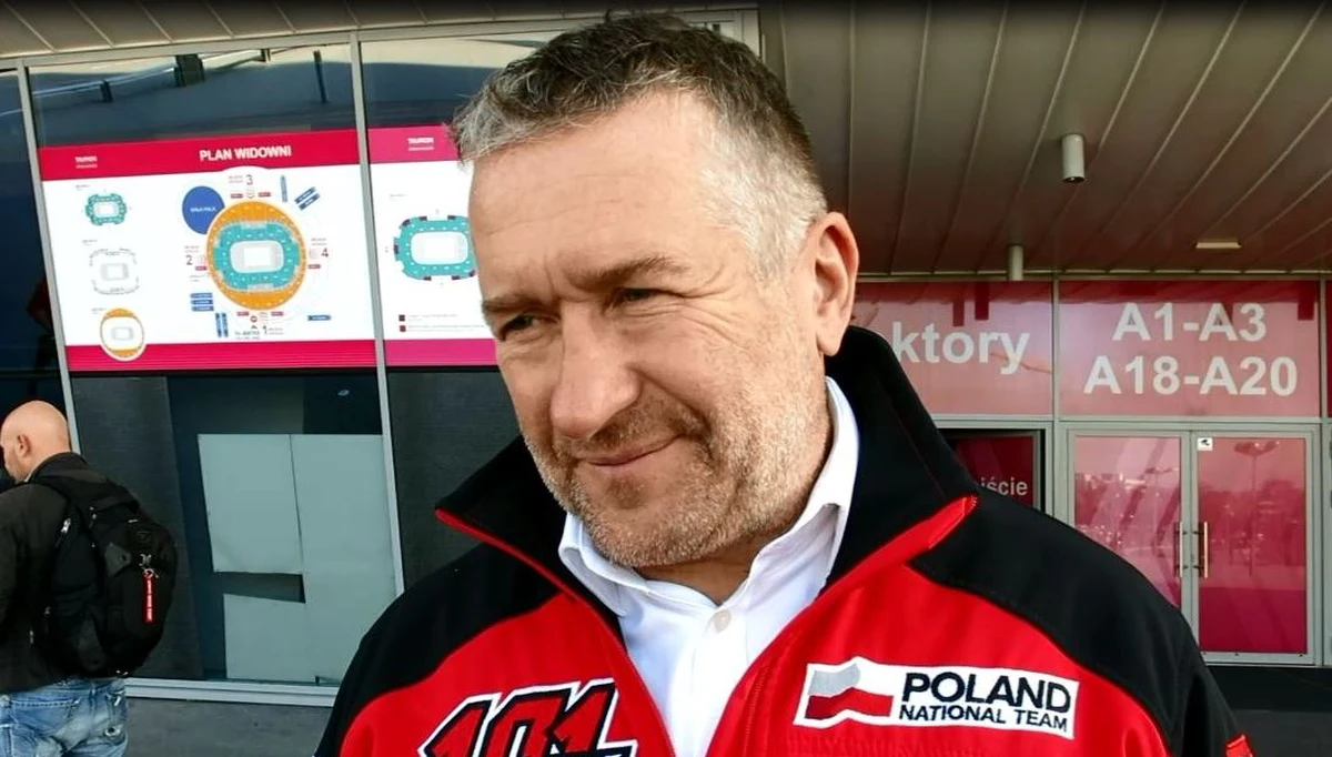 Rafał Sonik niedawno zakończył kolejny sezon pucharu świata FIM. Tym razem nasz quadowiec został wicemistrzem świata. W krótkiej rozmowie z RMF FM Sonik opowiedział o najtrudniejszym rajdzie tego sezonu, a także o tym jak traktuje wywalczone w tym roku srebro.