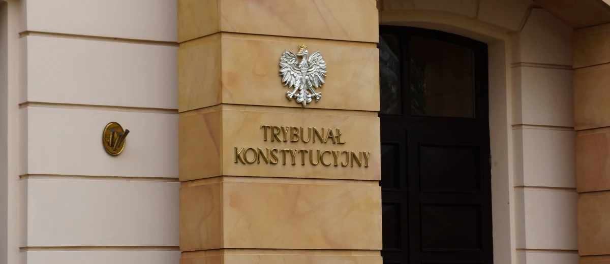​"Stanowczy sprzeciw" wobec słów wiceszefa Komisji Europejskiej Fransa Timmermansa o potrzebie przywrócenia niezawisłości Trybunału Konstytucyjnego, wyraziło w oświadczeniu Biuro TK.