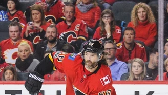 NHL. Kolejna asysta Jaromira Jagra. Porażka Calgary Flames