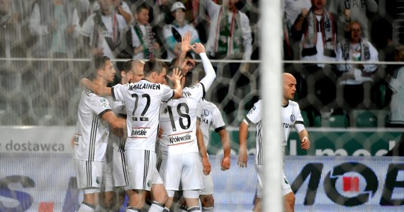 Legia Warszawa zarobiła w sumie 28 mln euro za udział w Lidze Mistrzów i Lidze Europejskiej w poprzednim sezonie - wynika z listy wypłat opublikowanej przez UEFA. Najwięcej - ponad 110 mln euro - zainkasował finalista LM Juventus Turyn.