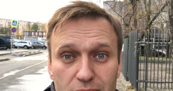 Rosyjski opozycjonista Aleksiej Nawalny ogłosił, że wyszedł z aresztu w Moskwie, gdzie spędził 20 dni za wezwania do udziału w zgromadzeniach odbywających się bez zezwolenia.