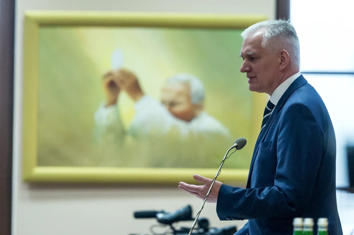 Dlaczego Ministerstwo Nauki i Szkolnictwa Wyższego wspiera wydarzenie, w czasie którego swoją agitację prowadzić będzie polityk z Ukrainy, odpowiedzialny za wykopanie kolejnych rowów pomiędzy Polakami i sąsiadami ze Wschodu?