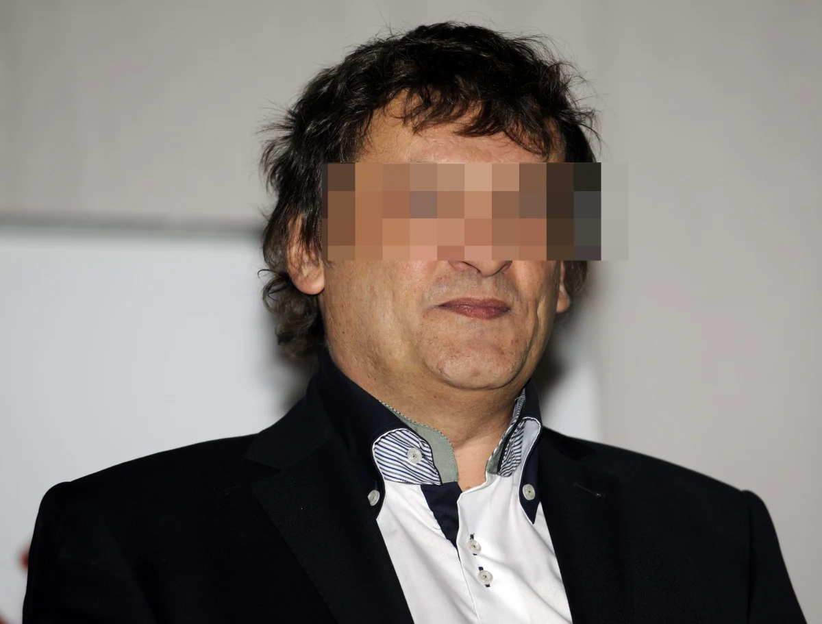 Piotr T., znany specjalista od wizerunku politycznego, usłyszał zarzuty posiadania i rozpowszechniania pornografii dziecięcej. Informuje o tym Prokuratura Okręgowa Warszawa-Praga. Piotrowi T. grozi nawet 12 lat więzienia.