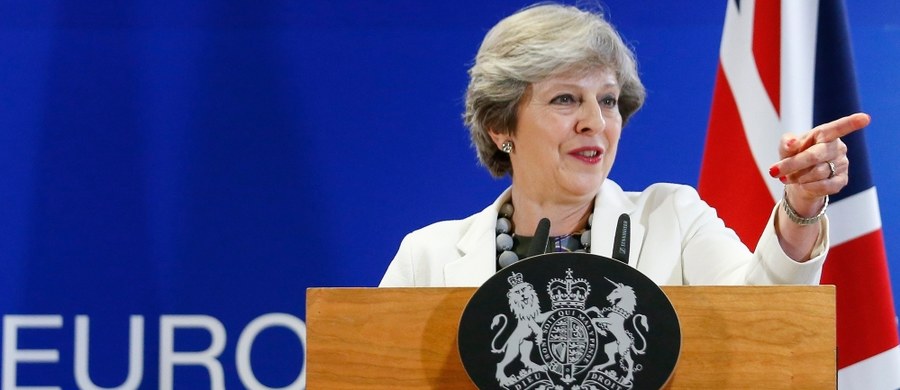 Brytyjska premier Theresa May wystąpiła w Izbie Gmin, informując posłów o stanie negocjacji dotyczących wyjścia Wielkiej Brytanii z Unii Europejskiej. Jak przekonywała, w rozmowach poczyniono "znaczący" postęp.