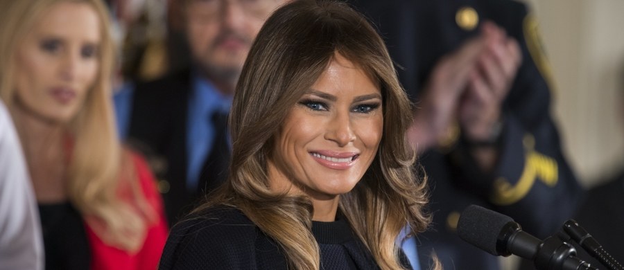 10-letnia córka popularnej wietnamskiej blogerki Nguyen Ngoc Nhu Quynh prosi o pomoc Pierwszą Damę USA Melanię Trump. Matka dziewczynki w czerwcu została skazana na 10 lat więzienia za wypaczanie polityki rządu i oczernianie komunistycznego reżimu.