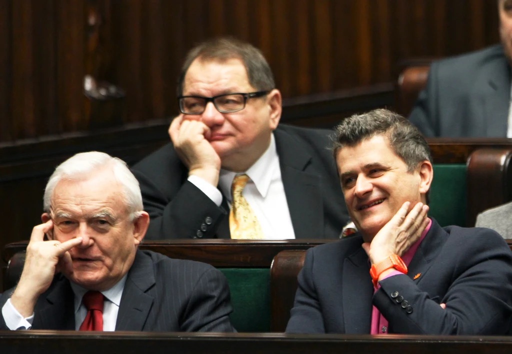 Ryszard Kalisz, Leszek Miller i Janusz Palikot w Sejmie, 2013 r.