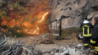 Włochy: Strażacy wciąż walczą z pożarami w Piemoncie