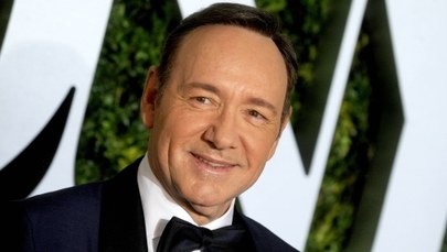 Kevin Spacey przeprasza za próbę uwiedzenia 14-latka i ujawnia: Wybrałem życie geja