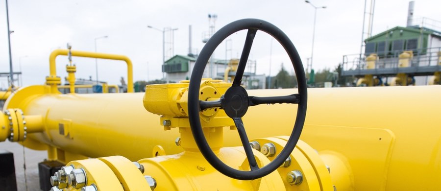 Polskie Górnictwo Naftowe i Gazownictwo wystąpiło do Gazpromu o renegocjacje ceny gazu ziemnego, dostarczanego do Polski w ramach kontraktu jamalskiego - poinformował w środę zarząd spółki.