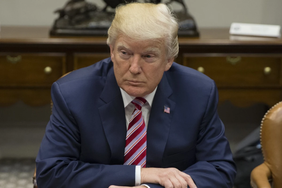 Donald Trump poinformował, że jest gotowy do natychmiastowego rozpoczęcia prac - wraz z Kongresem - w celu zakończenia programu loterii wizowej. Oświadczenie prezydenta USA to rezultat zamachu, do jakiego we wtorek doszło na Manhattanie w Nowym Jorku. W zamachu zginęło 8 osób, a 11 zostało rannych. 