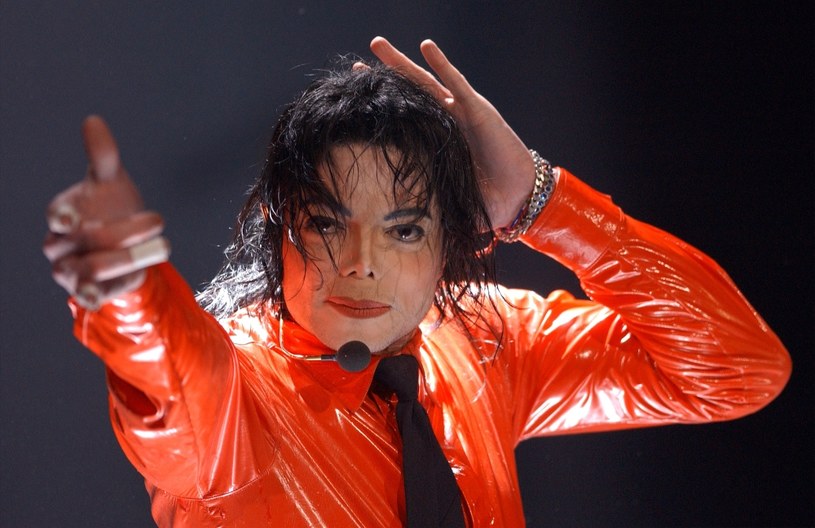 Magazyn "Forbes" opublikował zestawienie pięciu, najlepiej zarabiających po śmierci gwiazd. Na czele znalazł się Michael Jackson. 