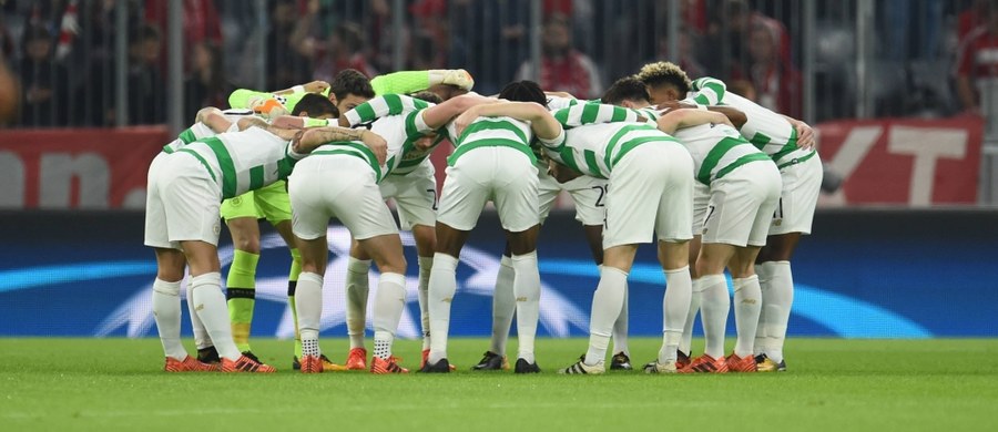 ​Celtic Glasgow pokonał w sobotę w wyjazdowym meczu ligowym St. Johnstone 4:0 i przedłużył do 63. serię spotkań bez porażki we wszystkich krajowych rozgrywkach piłkarskich. Poprawił tym samym własny rekord Wysp Brytyjskich sprzed stu lat.