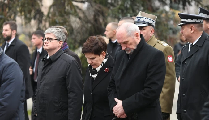 Macierewicz nad trumną Błasika: Generał poległ śmiercią bohatera