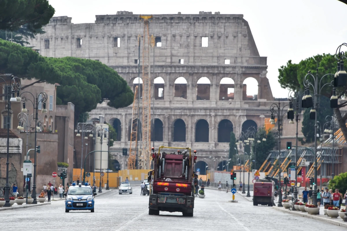 ​Rzym jest we Włoszech stolicą ubóstwa - ogłosiła Caritas w raporcie. Szacuje, że w Wiecznym Mieście osób bezdomnych, a więc żyjących w skrajnej nędzy, jest około 16 tys.