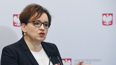 Anna Zalewska: Ponad 17 tys. więcej etatów nauczycieli w tym roku szkolnym 