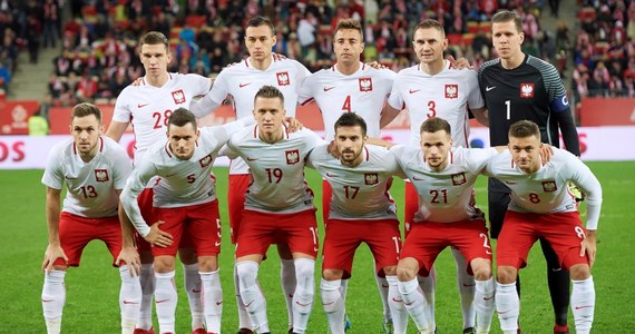 Selekcjoner piłkarskiej reprezentacji Polski Adam Nawałka przyznał, że brak zdobytych bramek w dwóch ostatnich spotkaniach towarzyskich z Urugwajem (0:0) i Meksykiem (0:1) zupełnie go nie martwi. „Takie mecze służą selekcji” – podkreślił.
