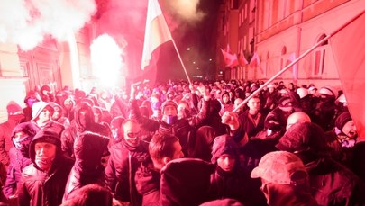 Poznań: Manifestacje narodowców i antyfaszystów. Kilkuset policjantów na ulicach