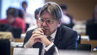 Verhofstadt: Jestem na czarnej liście Putina, teraz będę na liście Kaczyńskiego