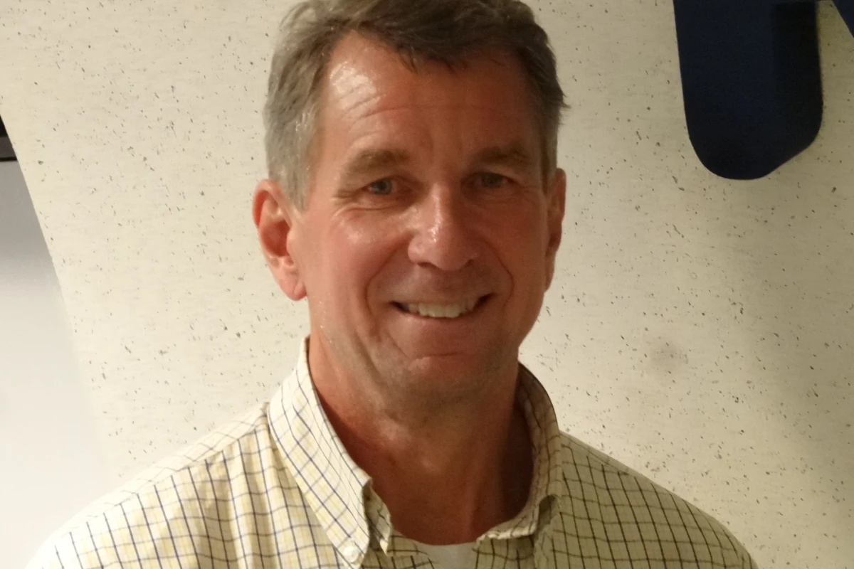 Nasze szanse na sukces w biznesie istotnie zależą od naszej mentalności - mówi RMF FM prof. David Whitney z Uniwersytetu Florydy, ekspert Polsko-Amerykańskiego Mostu Innowacji w Krakowie. Istotne jest czy mamy mentalność zamkniętą, czy nastawioną na rozwój. Ta pierwsza jest pogodzona z tym, że ma ograniczenia, ta druga żadnych ograniczeń nie uznaje. To w oparciu o nią najłatwiej budować kolejne szczeble sukcesu. 