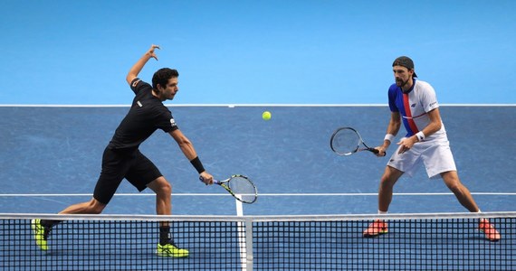 ​Debliści Łukasz Kubot i Brazylijczyk Marcelo Melo grają w półfinale turnieju ATP Finals w Londynie. Tenisista z Lubina walczy o pierwszy w karierze występ w decydującym meczu kończącej sezon imprezy masters.