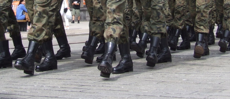 W poniedziałek rozpocznie się doroczne ćwiczenie 11 Lubuskiej Dywizji Kawalerii Pancernej pod kryptonimem "Borsuk". Weźmie w nim udział ponad 3 tysiące żołnierzy, w tym pododdziały amerykańskiej 2 Pancernej Brygadowej Grupy Bojowej (ABCT) stacjonującej w Żaganiu.