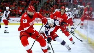 10. wygrana Detroit Red Wings, zawieszony Luke Witkowski